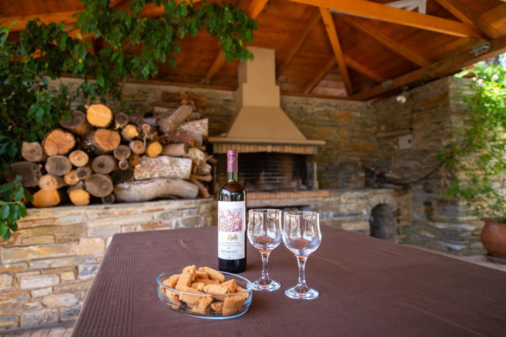 Getaway Andros Villa Kourelio Exterior photo